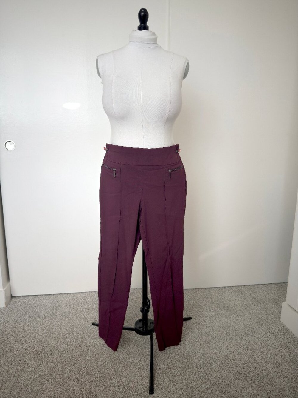 Style & Co Petite Pull-On Pant with zipper detail
